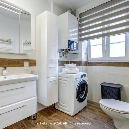 Schoene In Beliebte Stadtteil Von Apartman Mainz