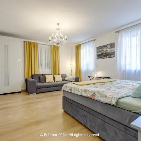 Schoene In Beliebte Stadtteil Von Appartement *