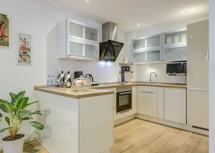 Appartement Schoene In Beliebte Stadtteil Von *